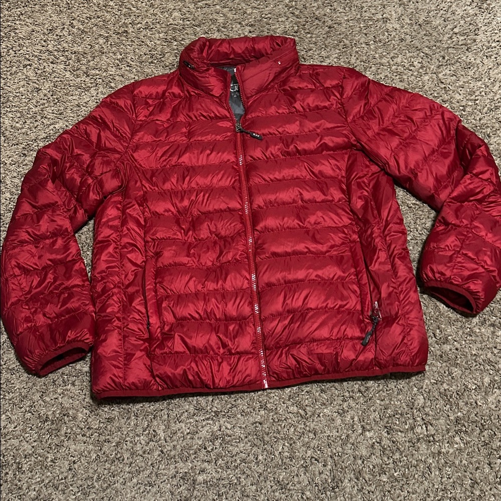 TUMI Down Puffer Jacket That Converts into Neck Pillow